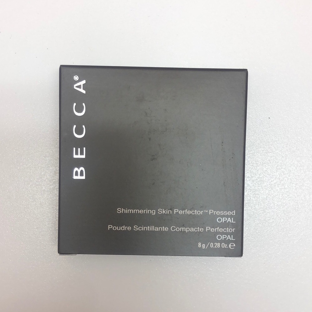 Becca Shimmering Skin Perfector Pressed- Opal